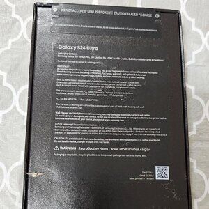 Brand New Factory Unlocked Galaxy S24 Ultra 512 GB SM-S928U1 Bonus included